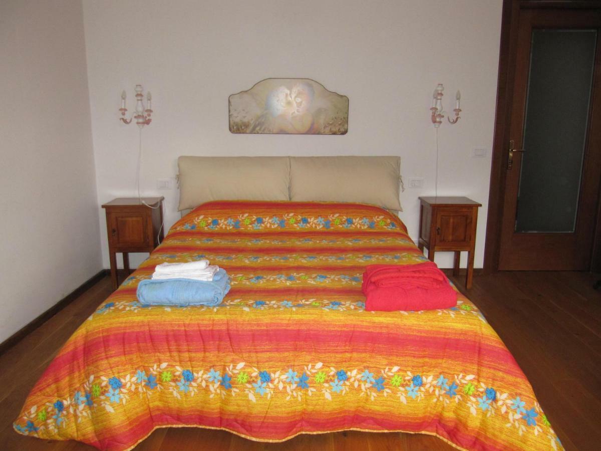 La Casa Dei Mimirs Bed and Breakfast Garbagna Buitenkant foto